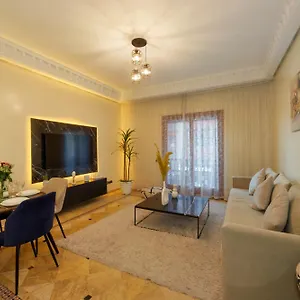 https://appartement-chic-gueliz-plaza-avec-vue.marrakeshhotelsmorocco.com