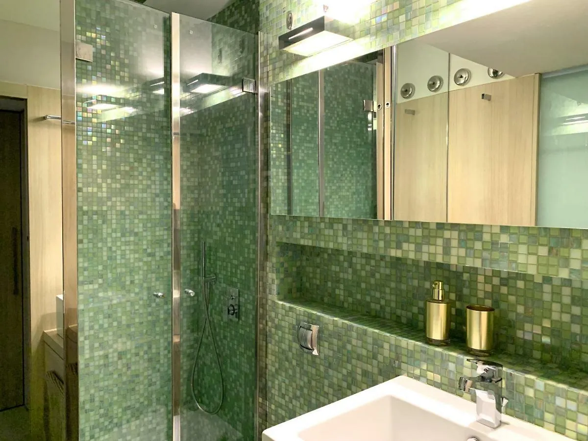 Design Central Studio - Porta Romana Milan 0*,  Italy
